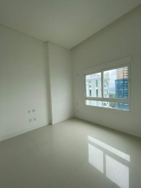 Apartamento à venda no Barra Sul: