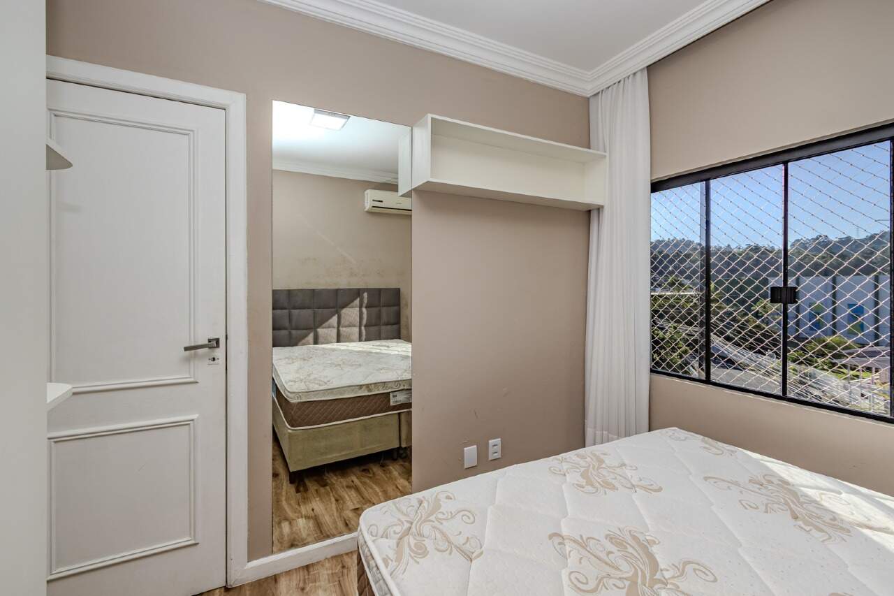 Casa de Condomínio para aluguel no Ariribá: