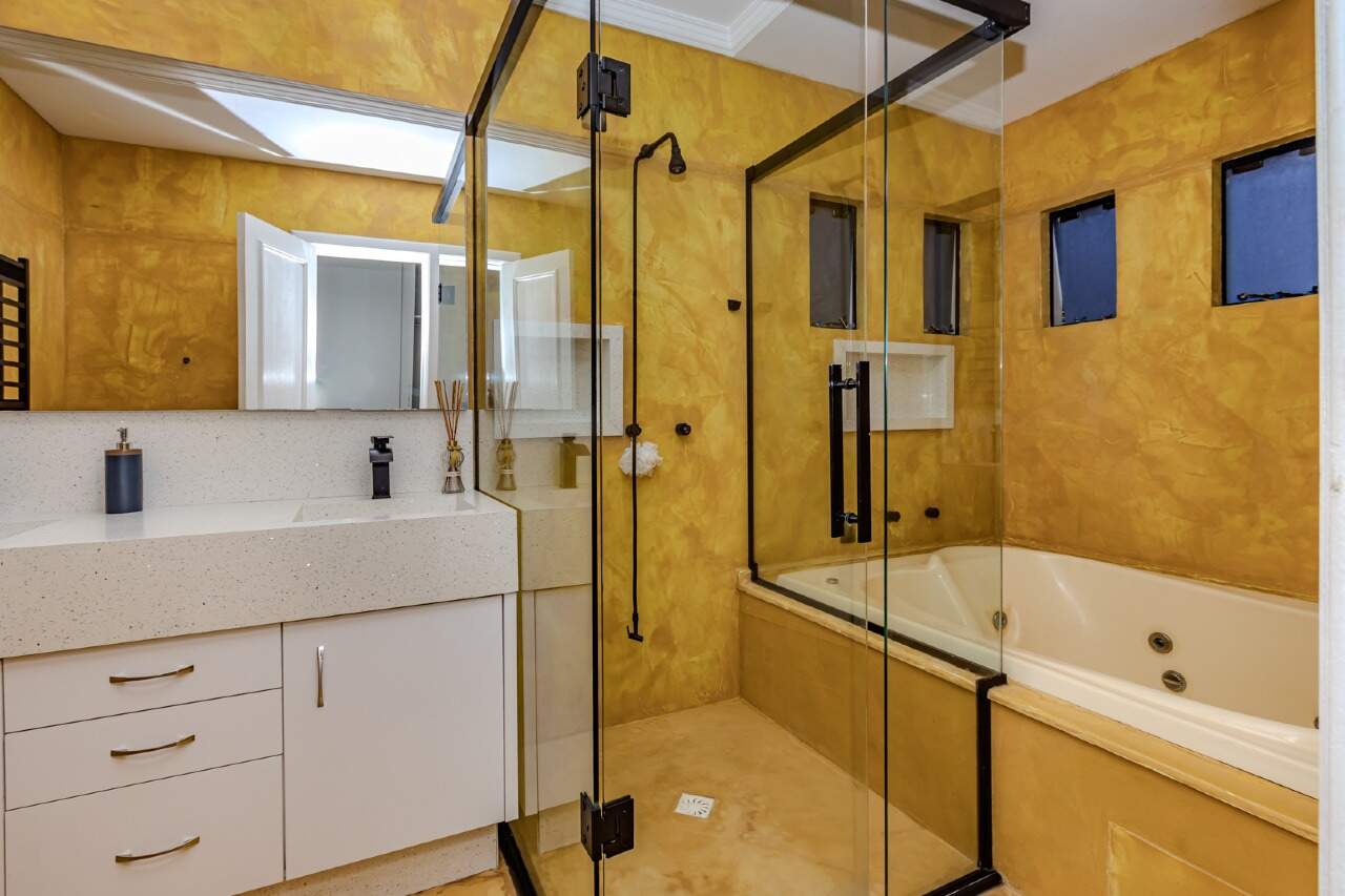 Casa de Condomínio para aluguel no Ariribá: