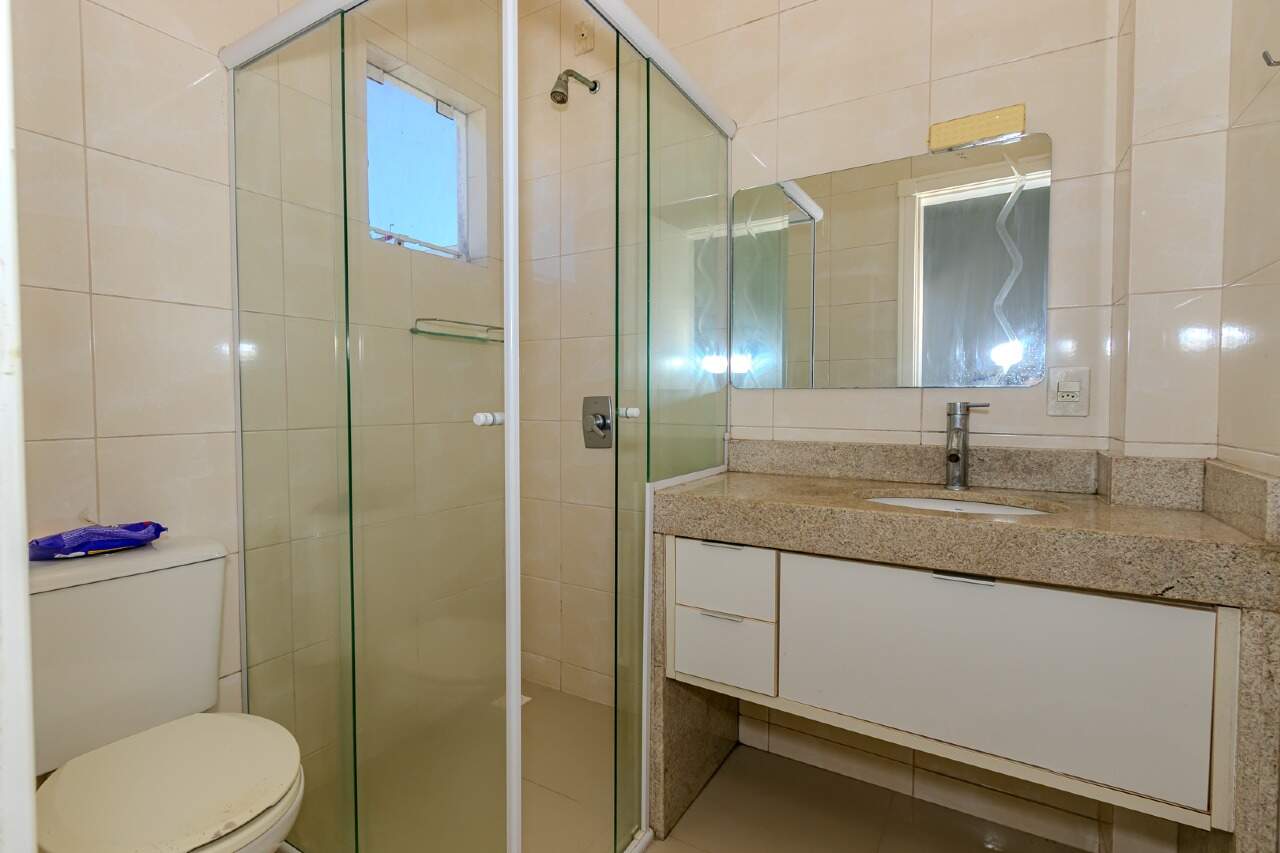Casas para aluguel no Praia dos Amores: 