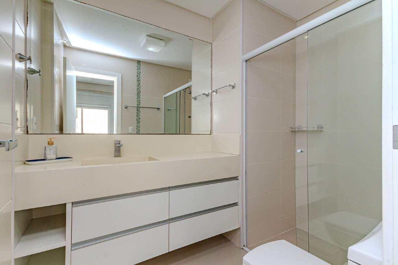 Apartamento à venda no Pioneiros: