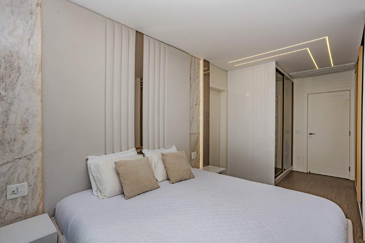 Apartamento à venda no Pioneiros: 