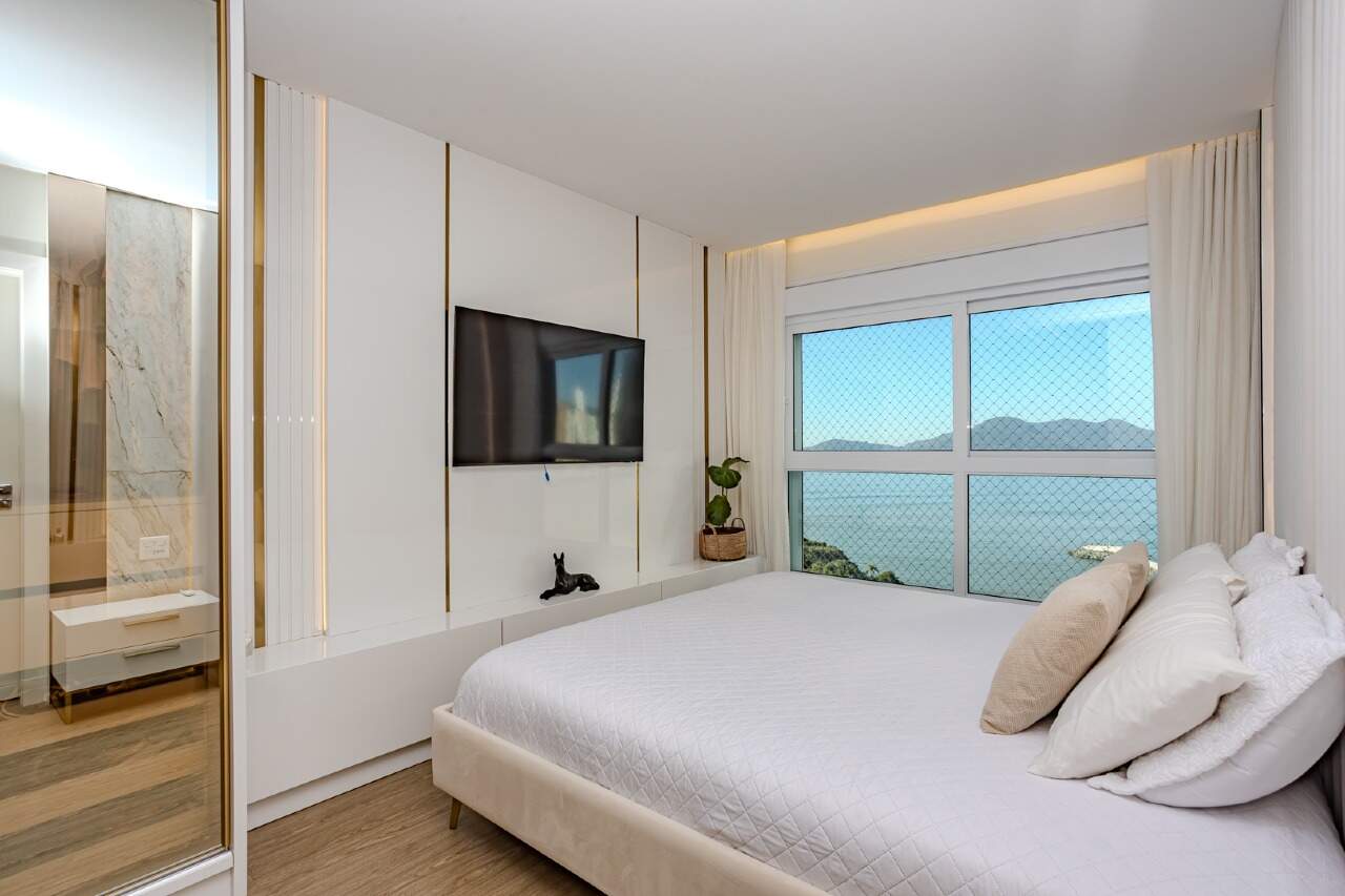 Apartamento à venda no Pioneiros: 