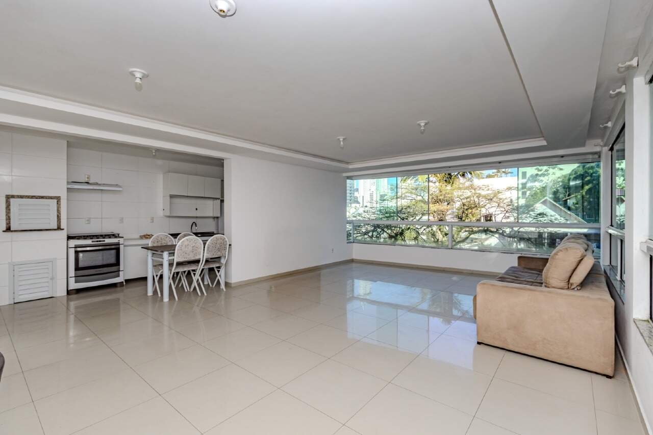 Apartamento à venda no Ariribá: 