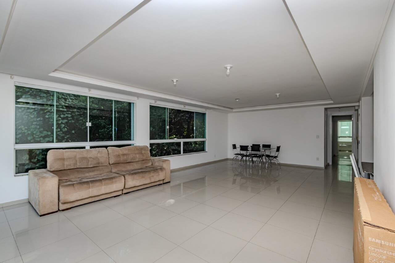Apartamento à venda no Ariribá: 