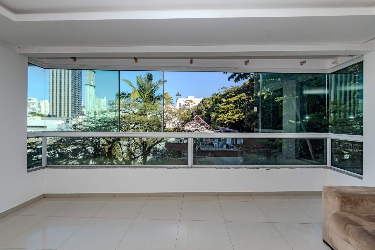 Apartamento à venda no Ariribá: 