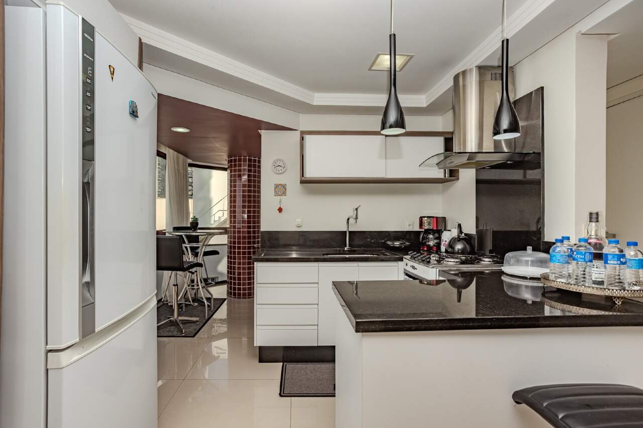 Apartamento à venda no Centro: 