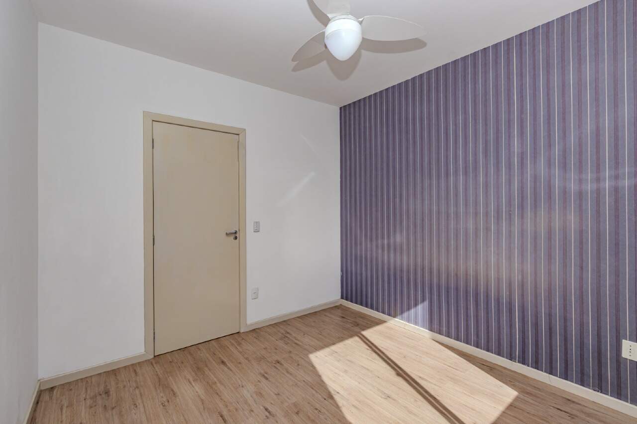 Apartamento à venda no Pioneiros: 
