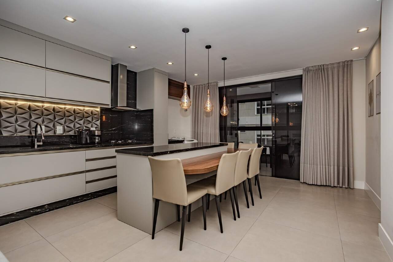 Apartamento à venda no Praia Brava: 
