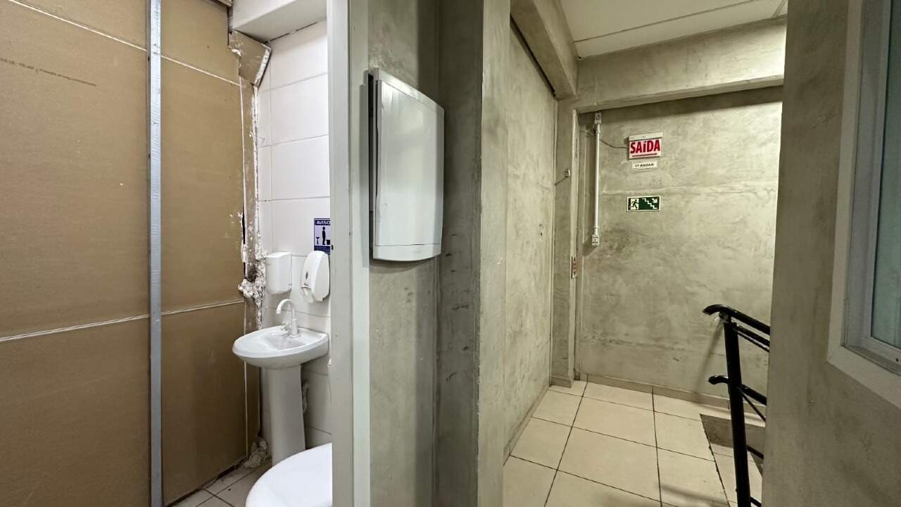 Sala Comercial para aluguel no Centro: 