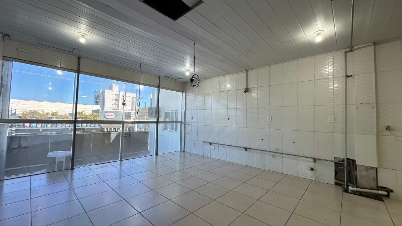 Sala Comercial para aluguel no Centro: 