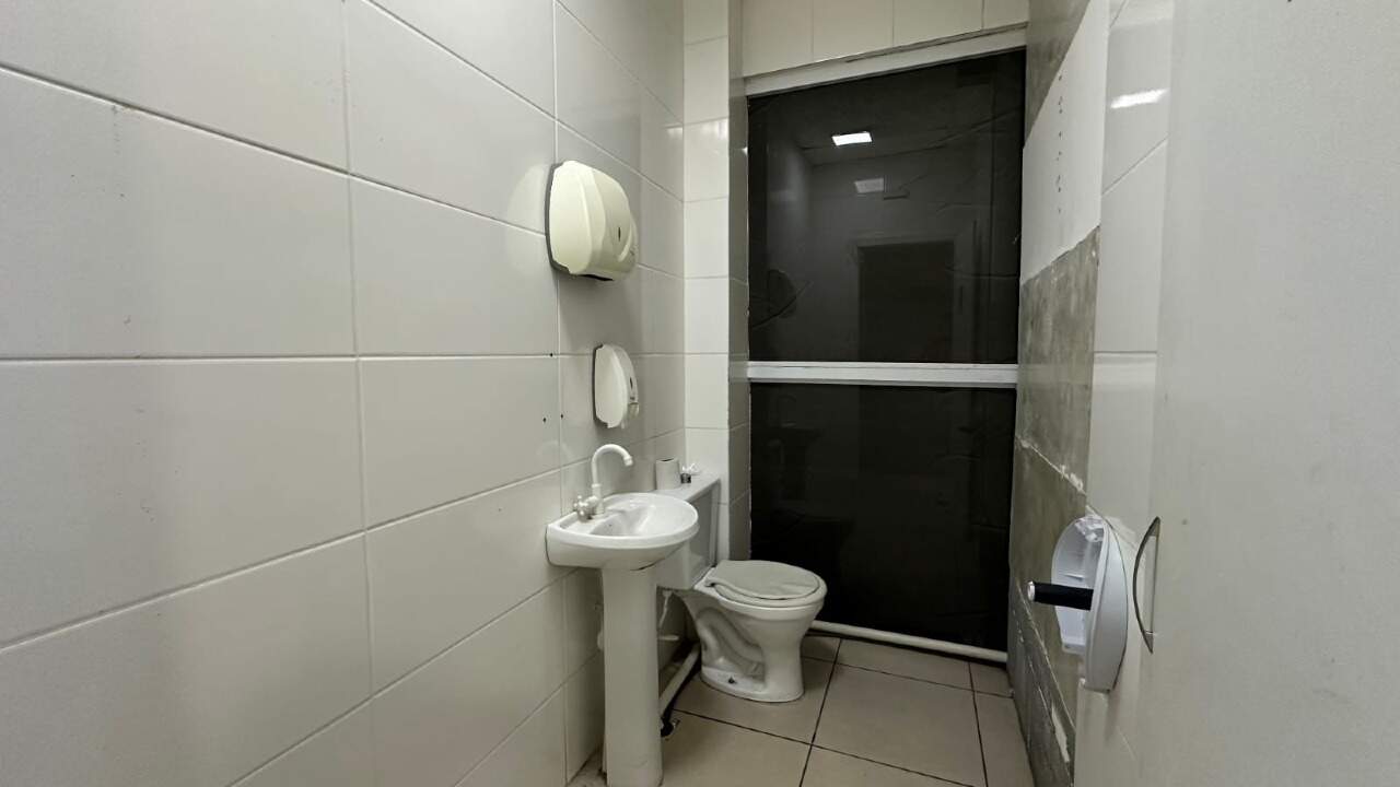 Sala Comercial para aluguel no Centro: 