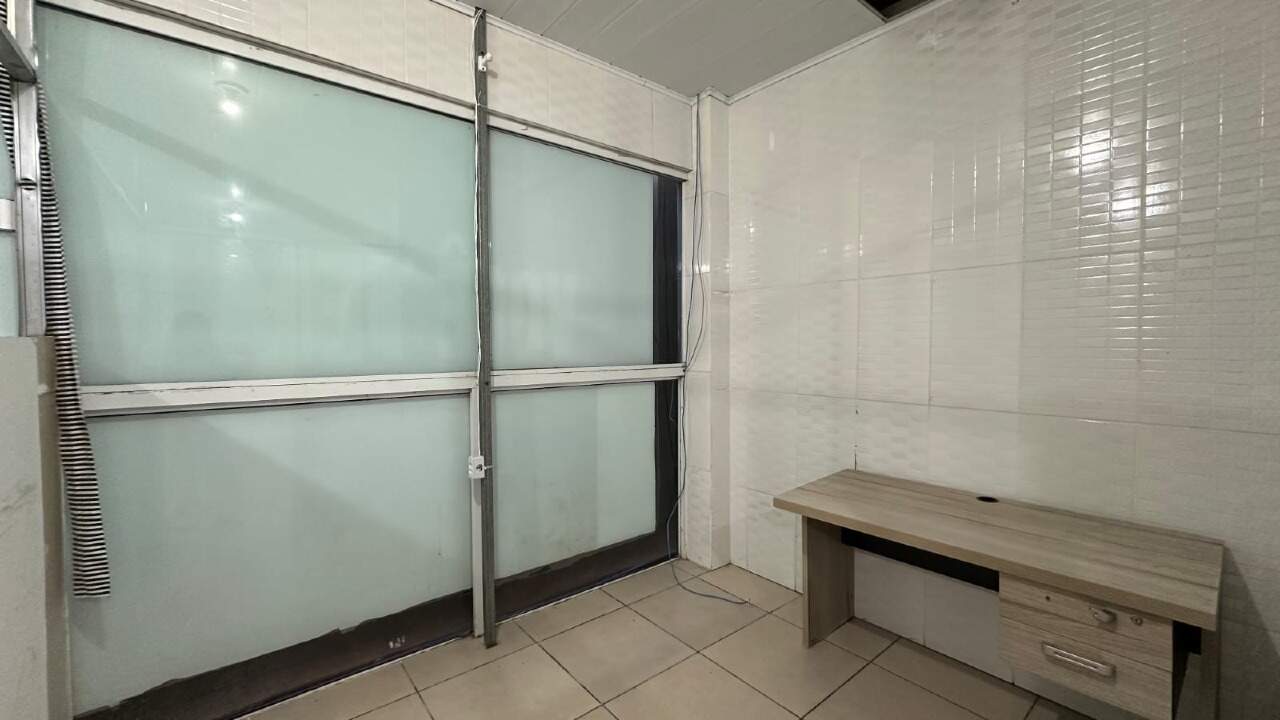 Sala Comercial para aluguel no Centro: 