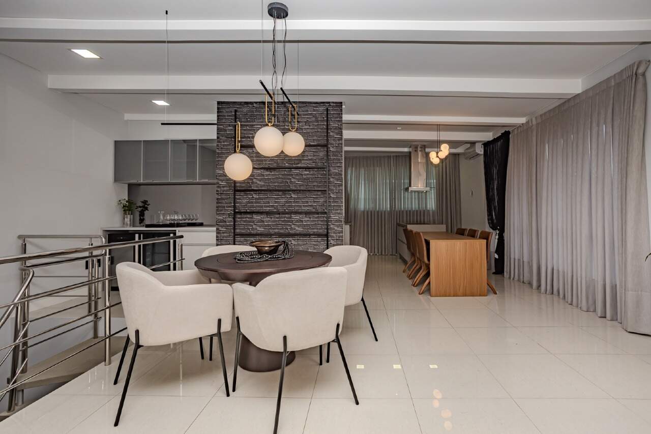 Apartamento diferenciado à venda no Centro: 