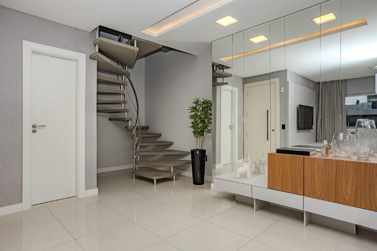Apartamento diferenciado à venda no Centro: 