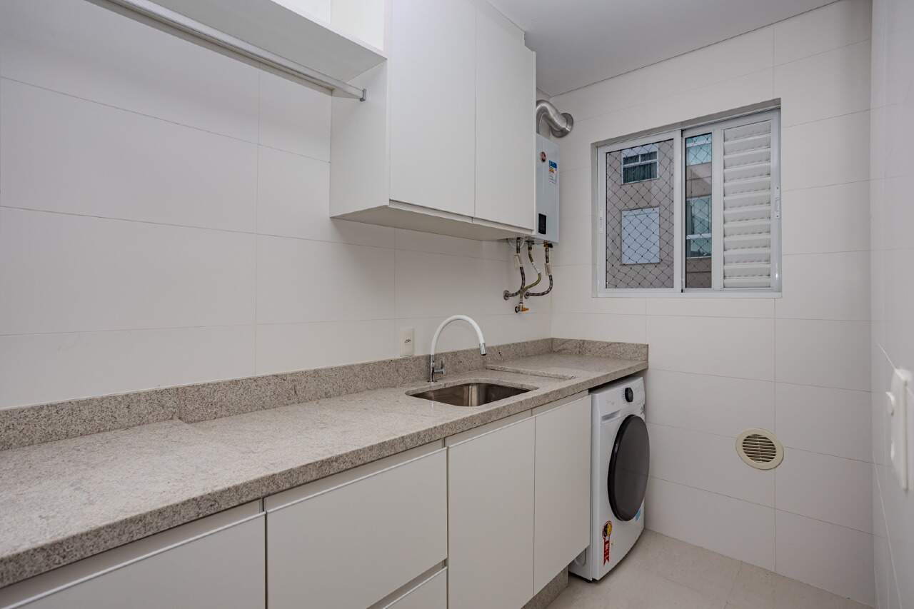 Apartamento diferenciado à venda no Centro: 