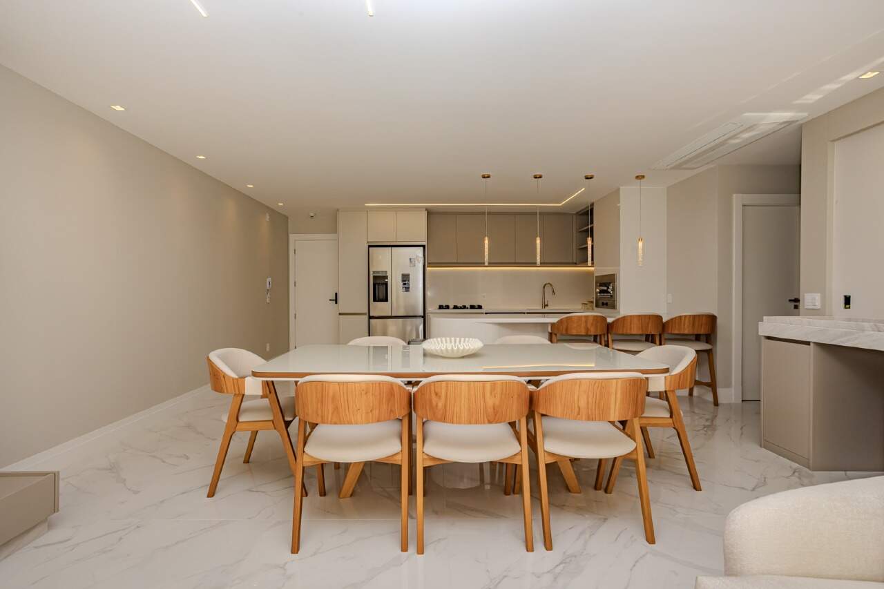 Apartamento diferenciado à venda no Centro: 