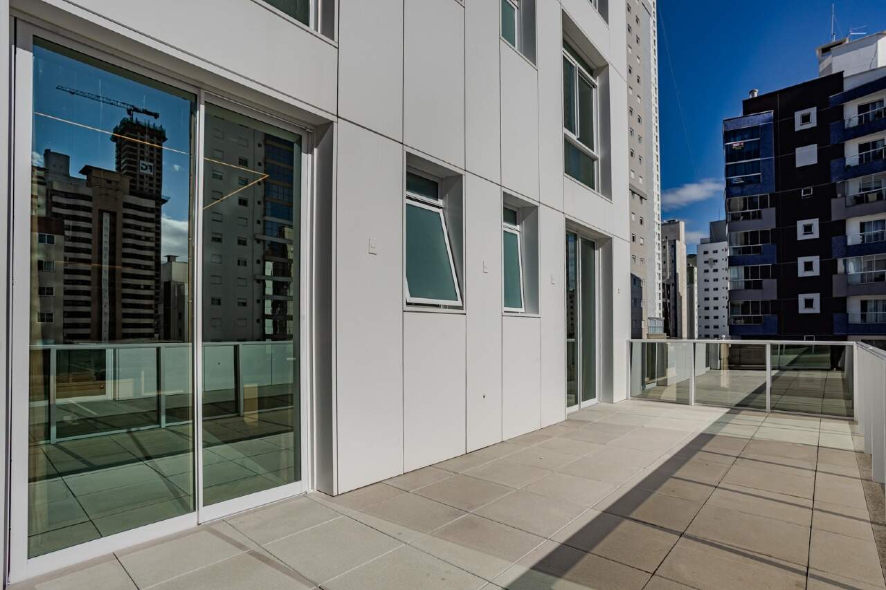 Apartamento diferenciado à venda no Centro: 
