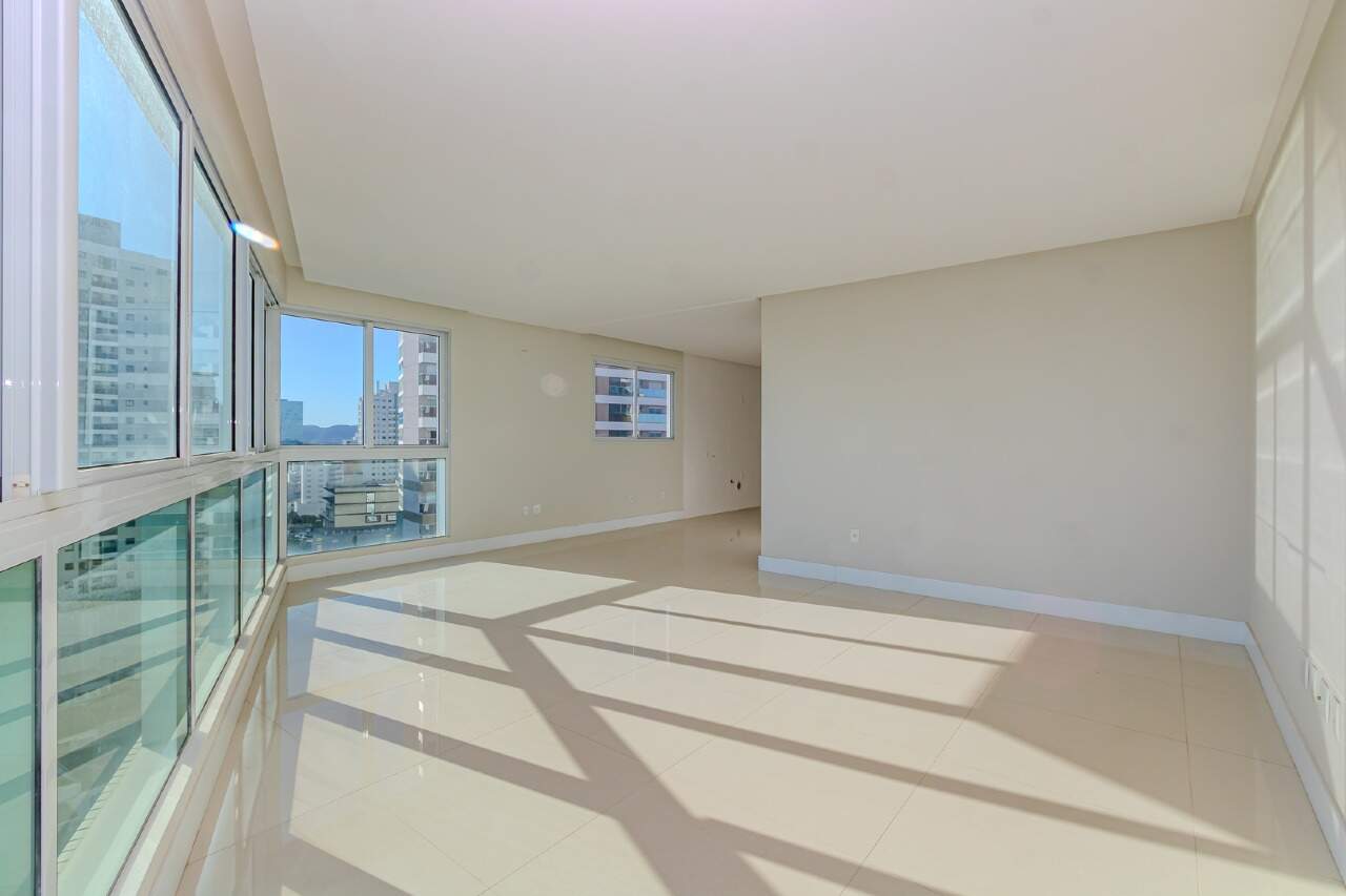 Apartamento à venda no Fazenda: