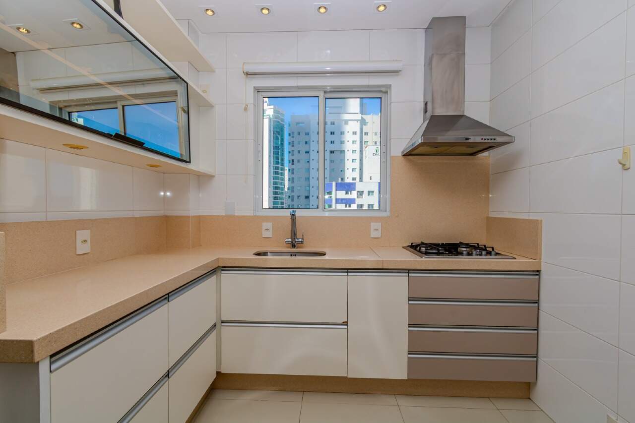 Apartamento para aluguel no Centro: 