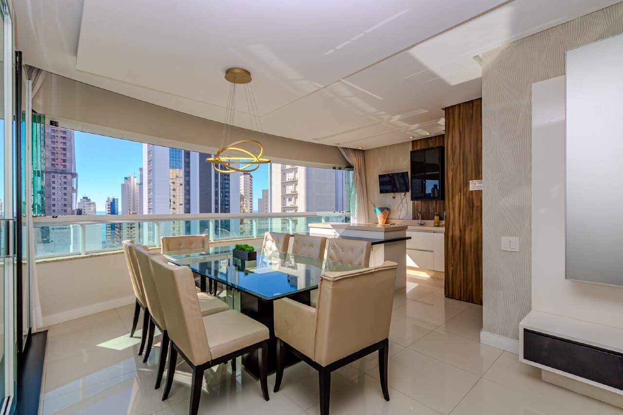 Apartamento para aluguel no Centro: 