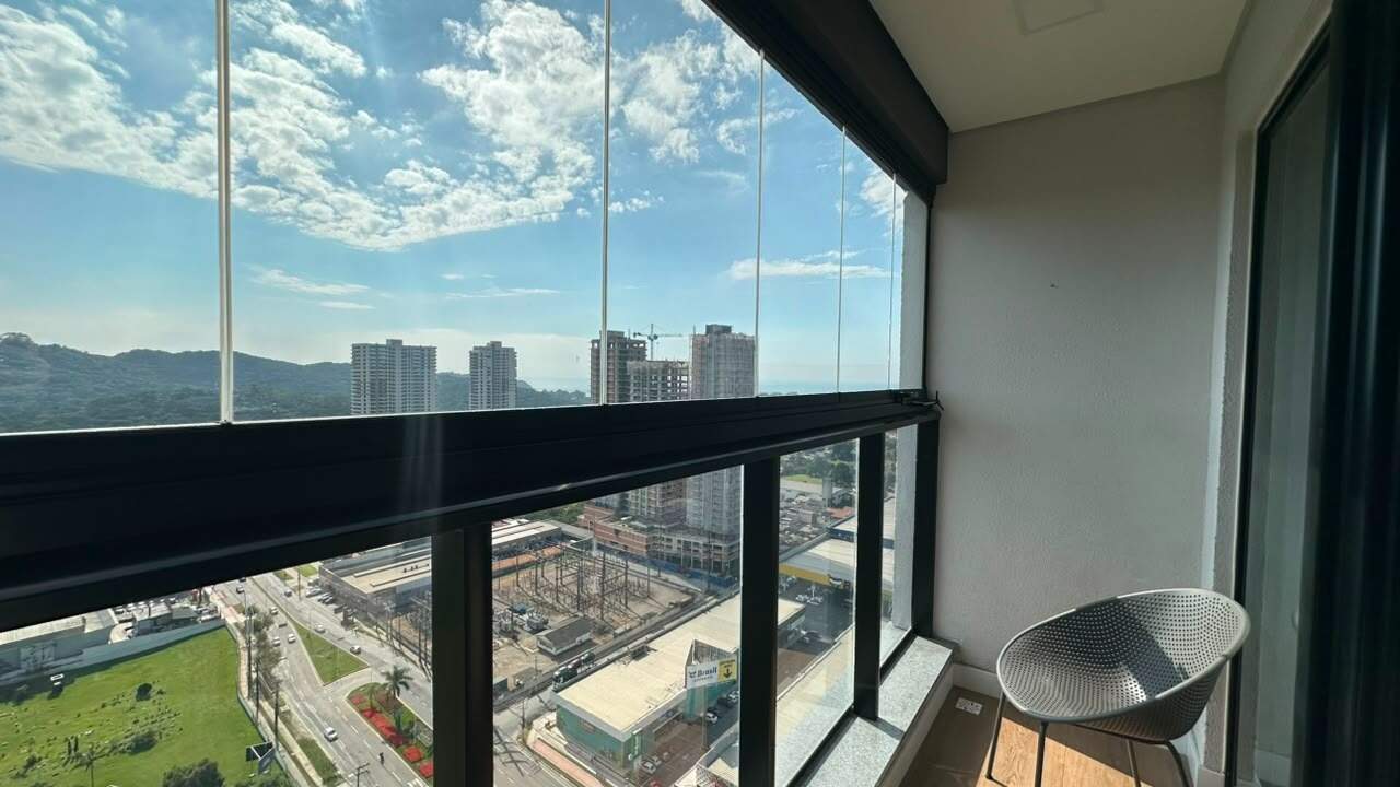 Apartamento para aluguel no Praia Brava: 