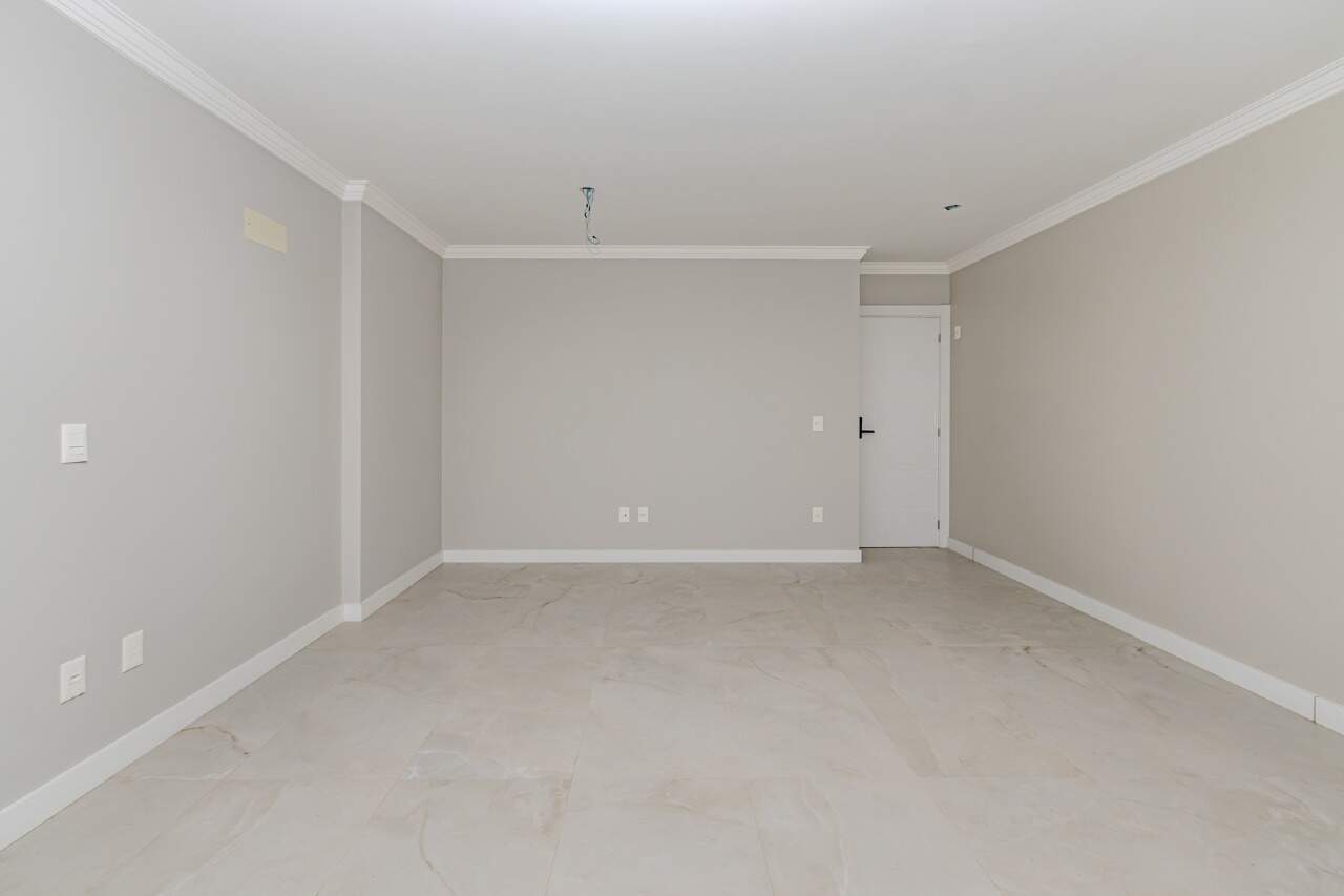 Apartamento à venda no Praia Brava: 
