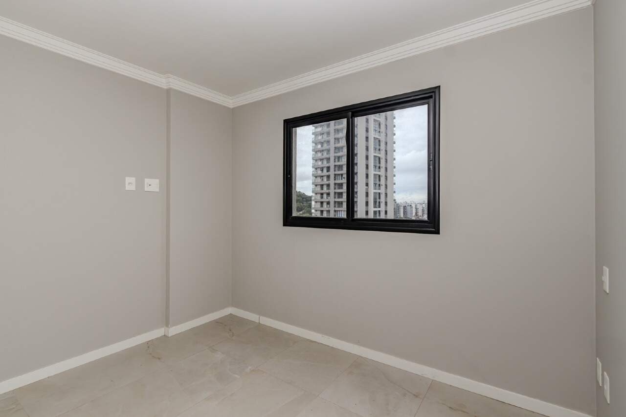 Apartamento à venda no Praia Brava: 