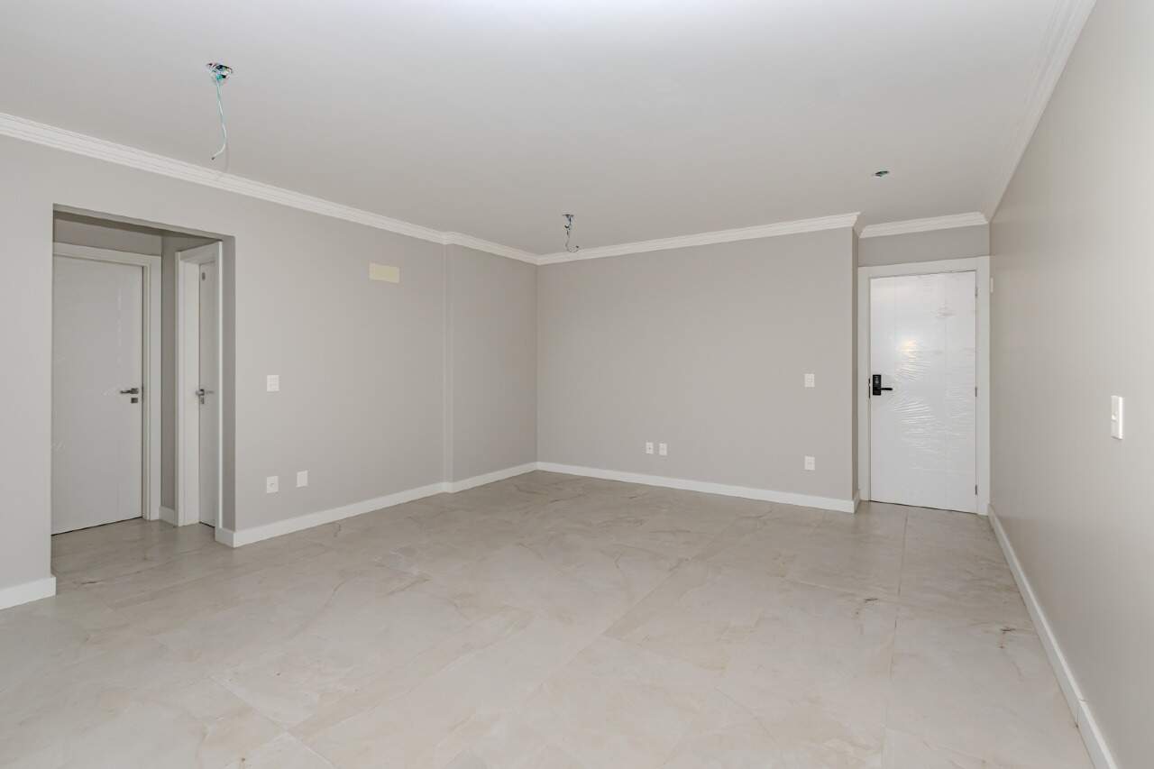 Apartamento à venda no Praia Brava: 