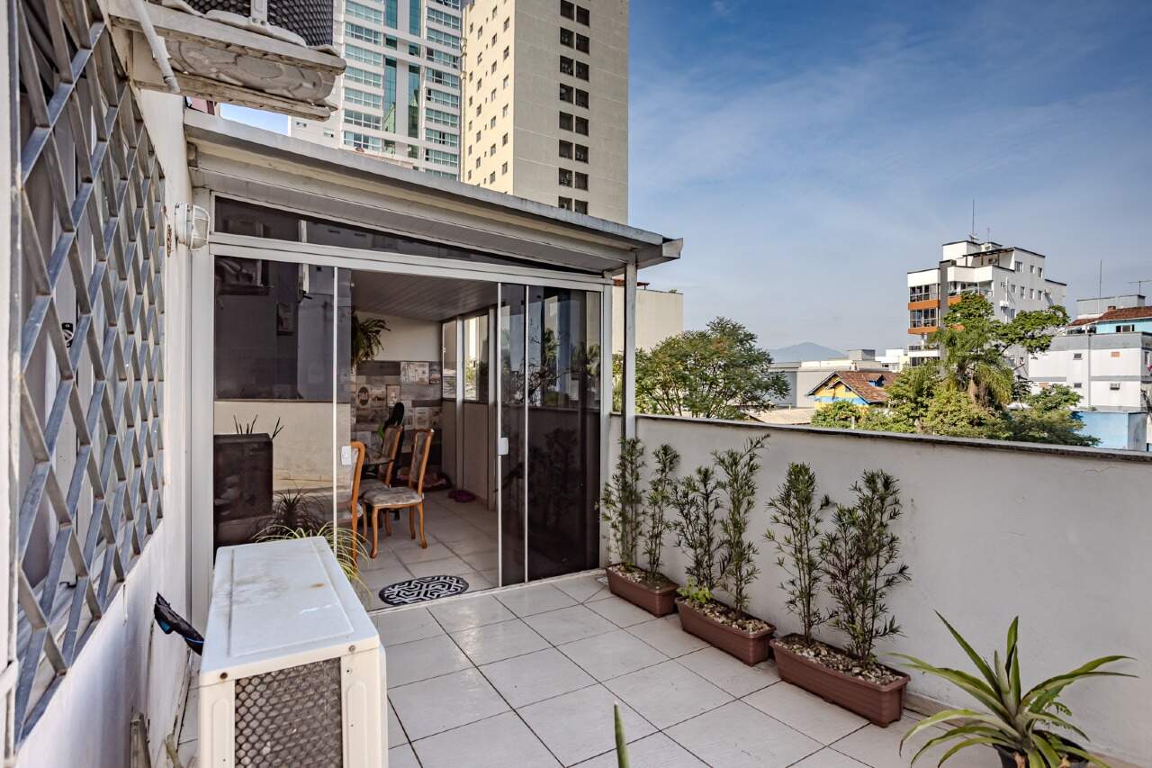 Apartamento diferenciado à venda no Centro: 