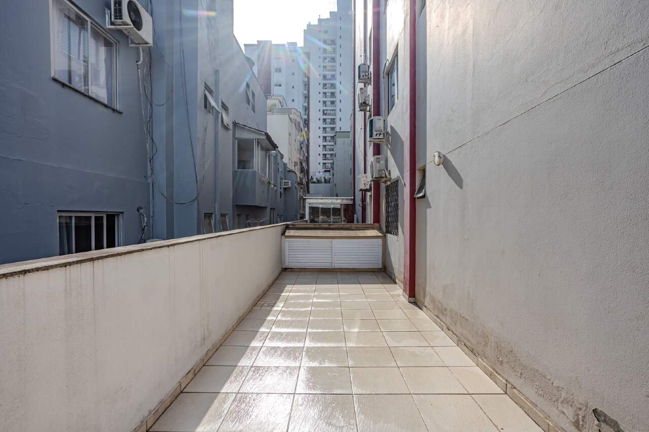 Apartamento diferenciado à venda no Centro: 