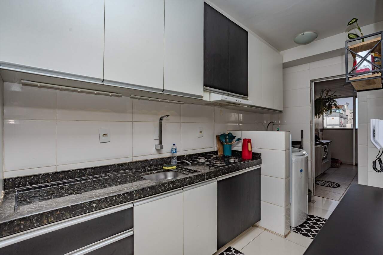 Apartamento diferenciado à venda no Centro: 