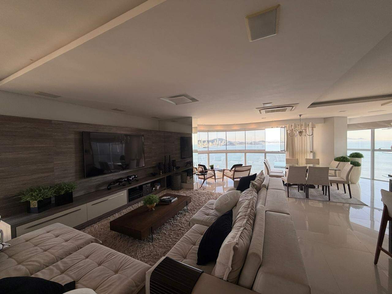 Apartamento para aluguel no Centro: 