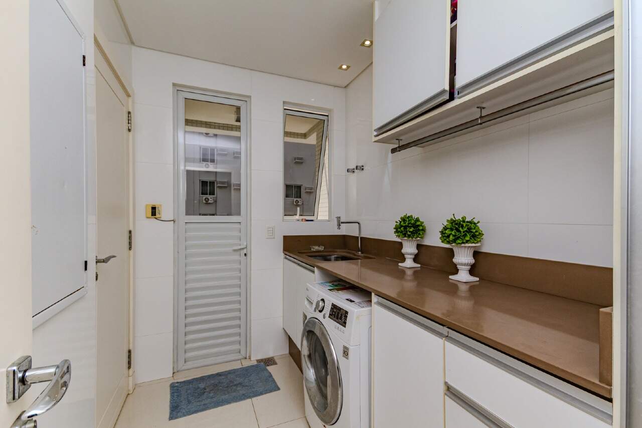 Apartamento diferenciado à venda no Centro: 