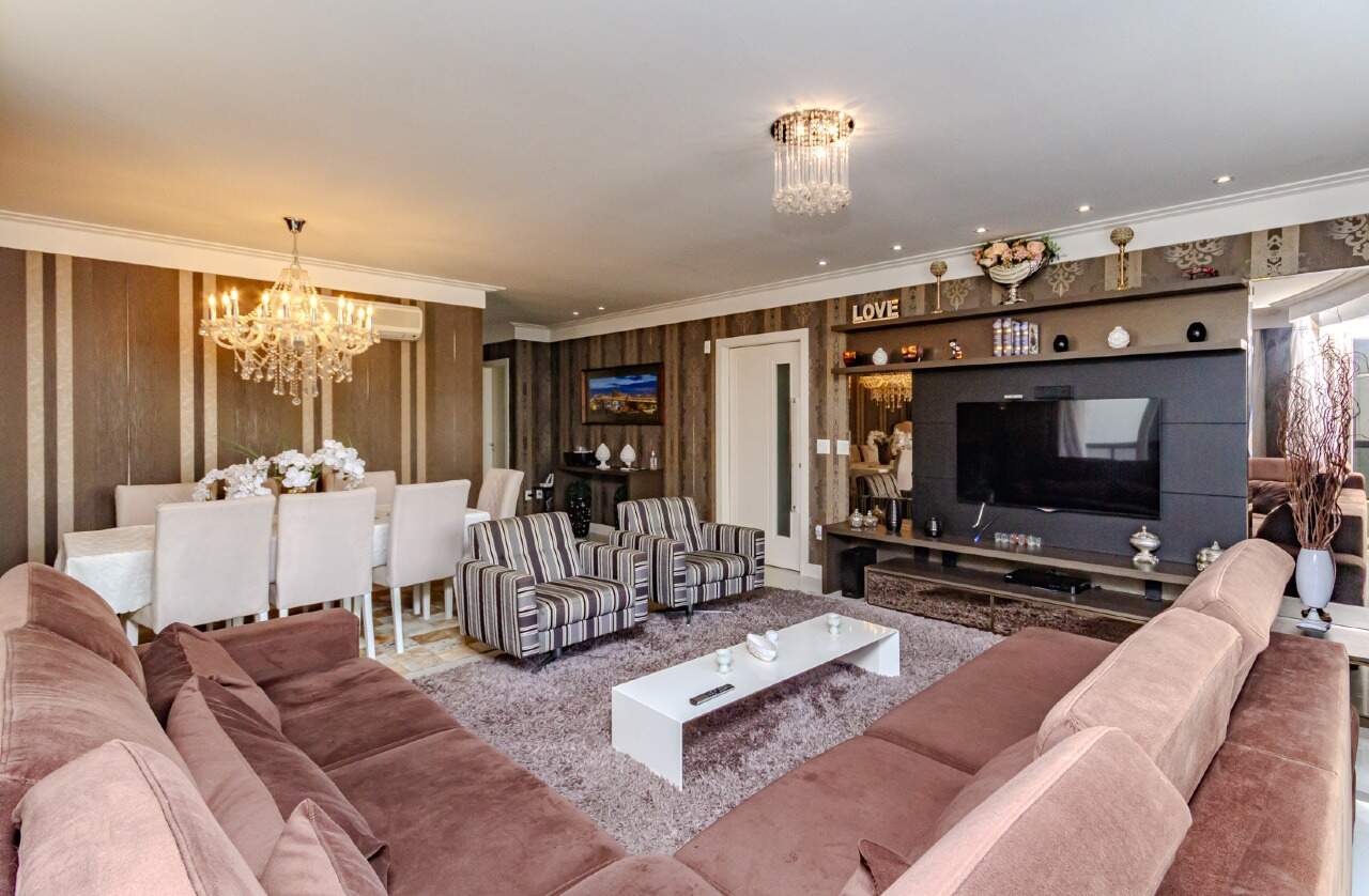 Apartamento diferenciado à venda no Centro: 