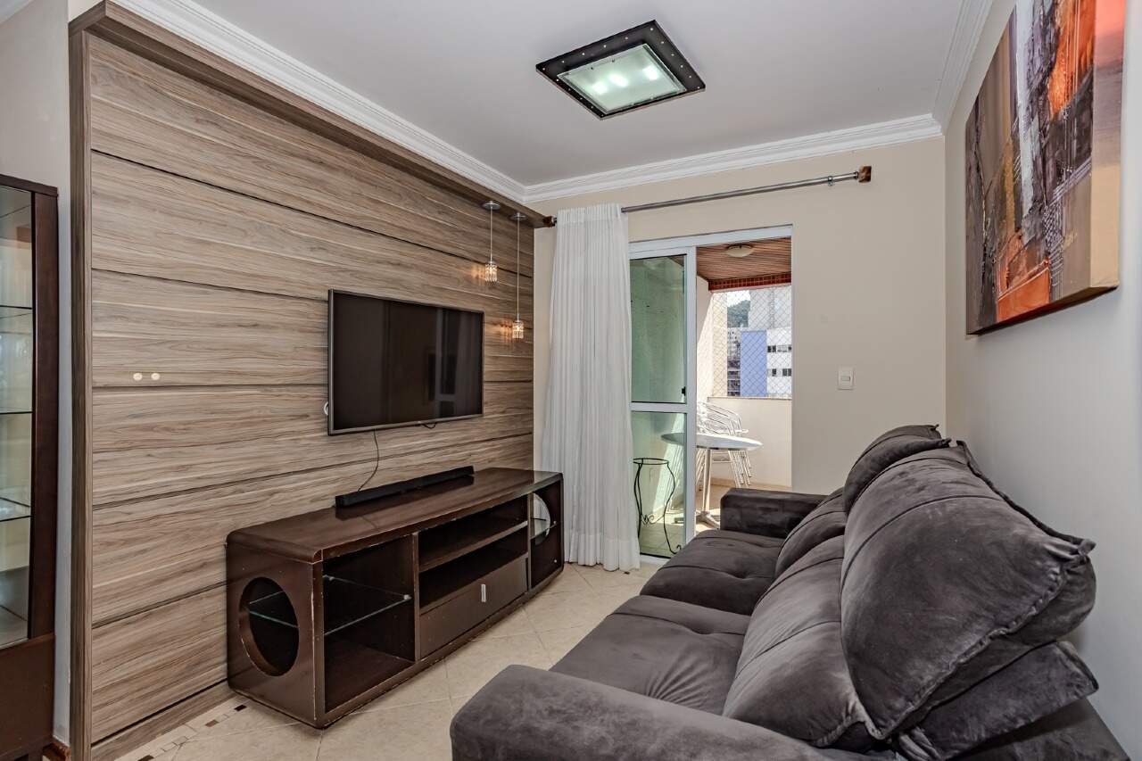 Apartamento à venda no Pioneiros: