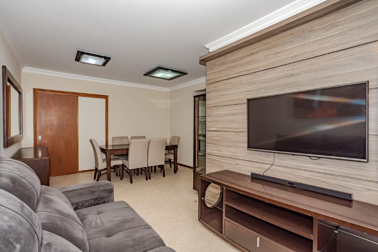 Apartamento à venda no Pioneiros: