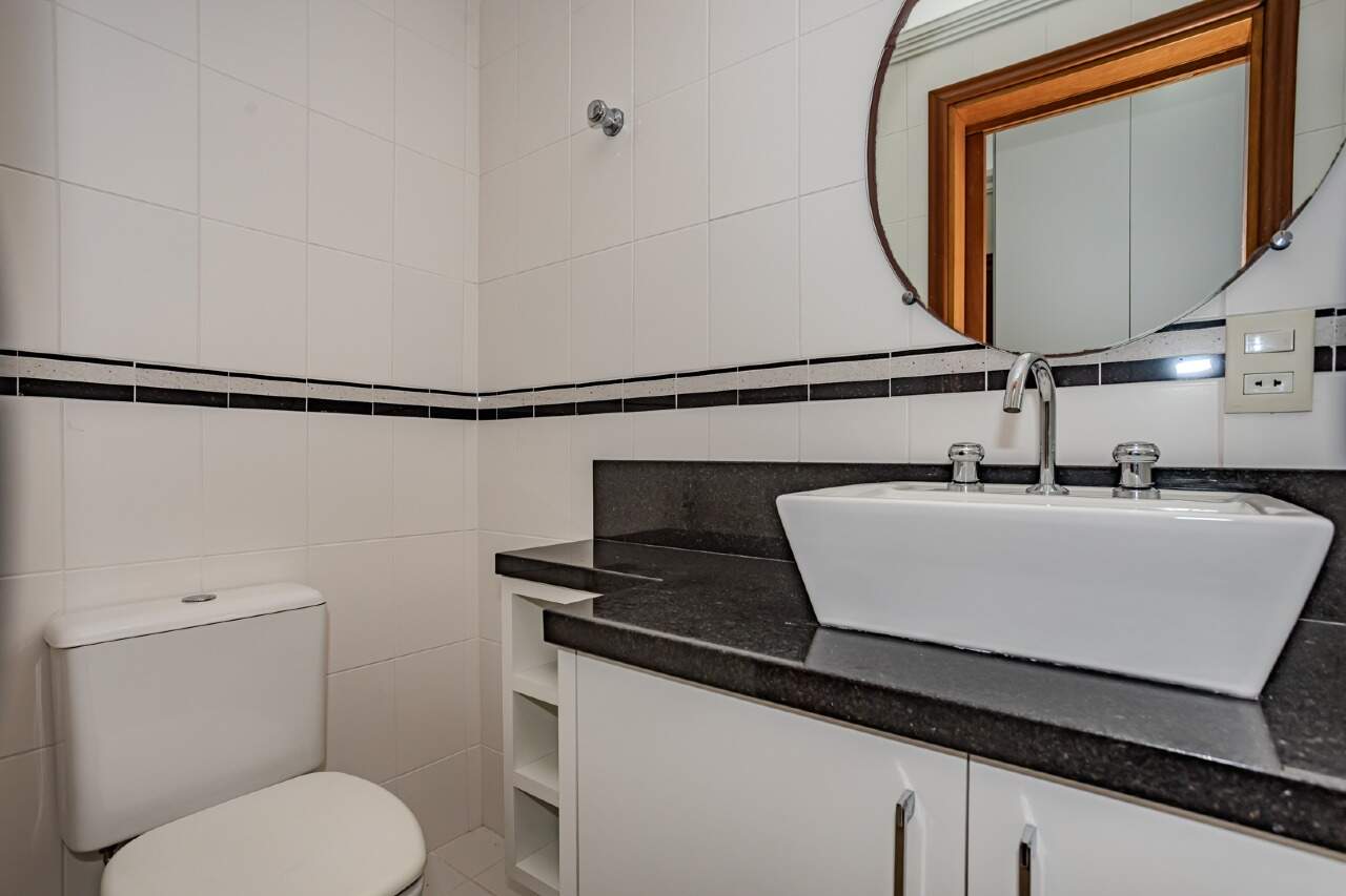 Apartamento à venda no Pioneiros:
