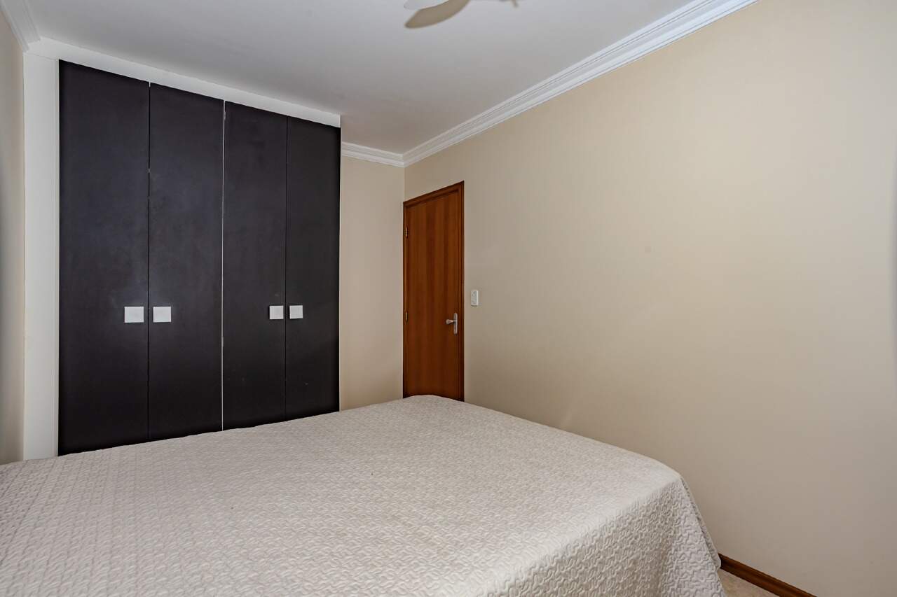 Apartamento à venda no Pioneiros: