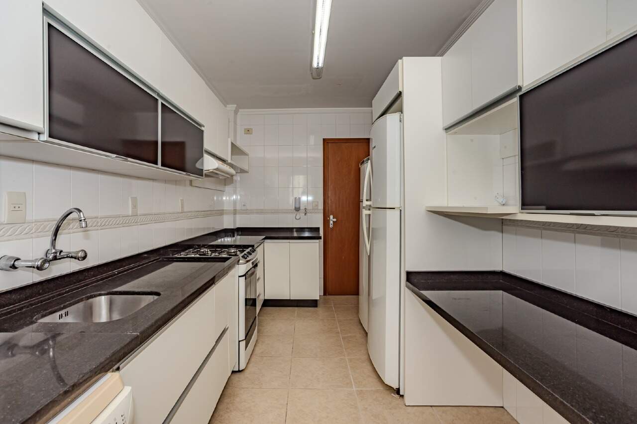 Apartamento à venda no Pioneiros: