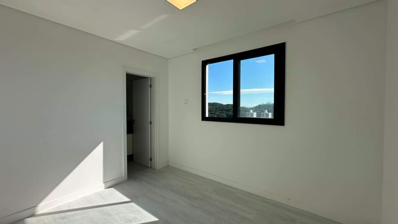 Apartamento para aluguel no Praia Brava de Itajaí: 