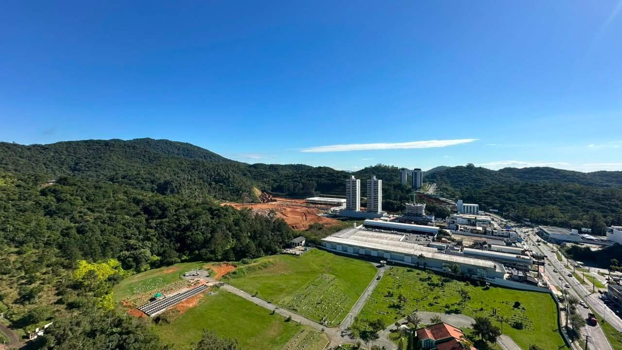 Apartamento para aluguel no Praia Brava de Itajaí: 