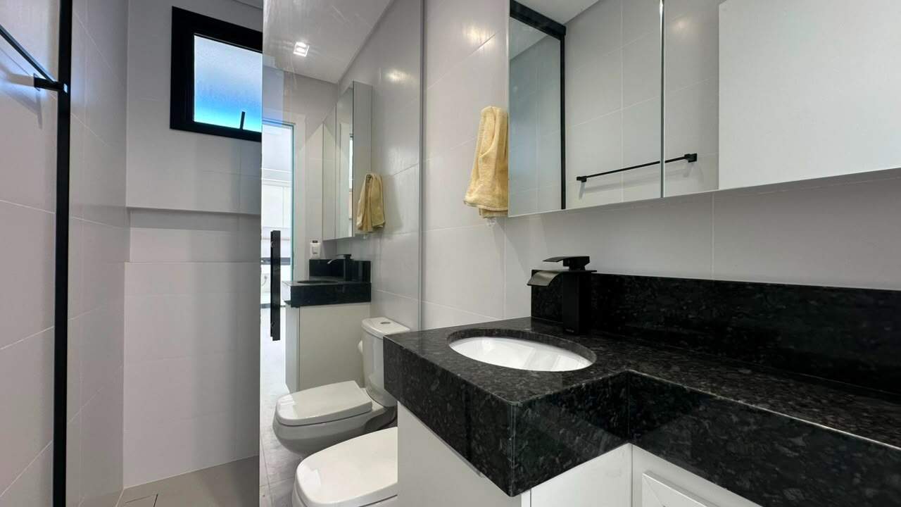 Apartamento para aluguel no Praia Brava de Itajaí: 