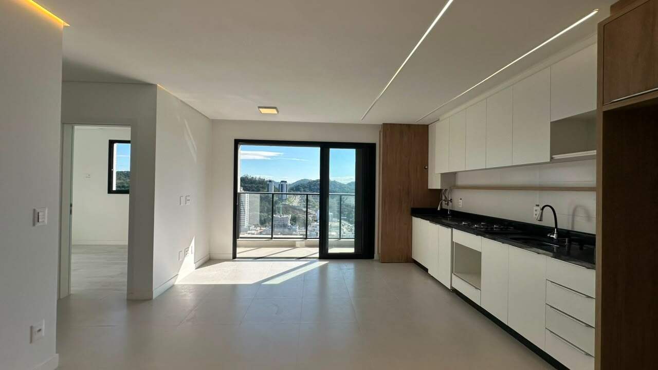 Apartamento para aluguel no Praia Brava de Itajaí: 