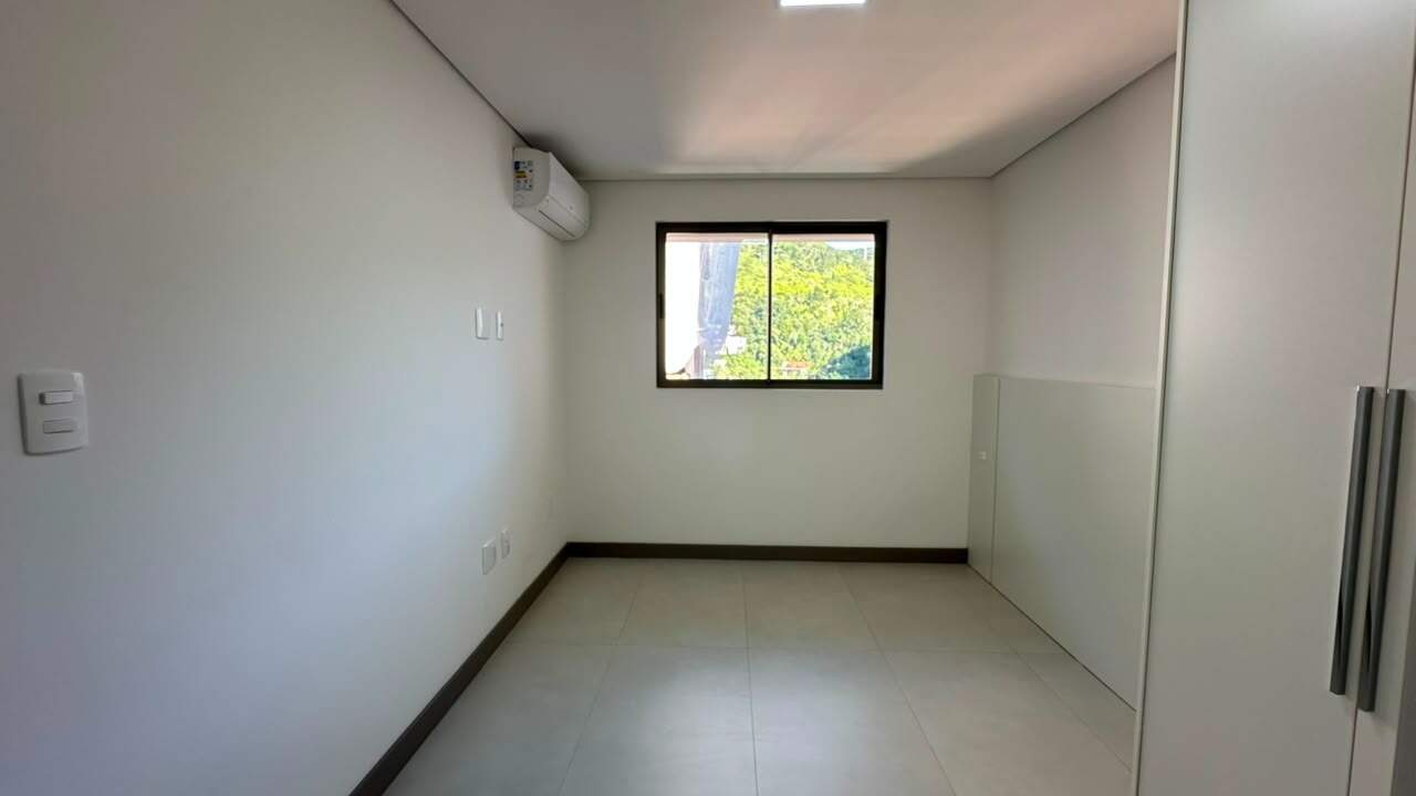 Apartamento para aluguel no Praia Brava de Itajaí: 