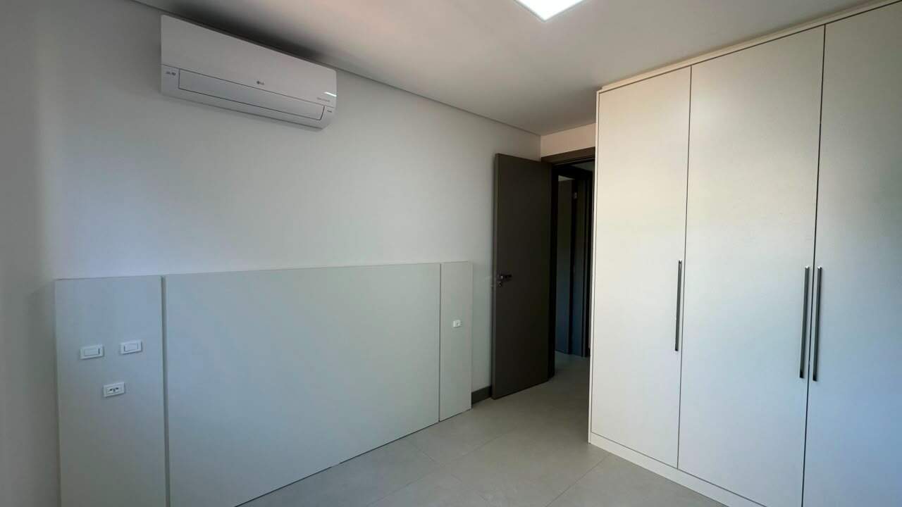 Apartamento para aluguel no Praia Brava de Itajaí: 