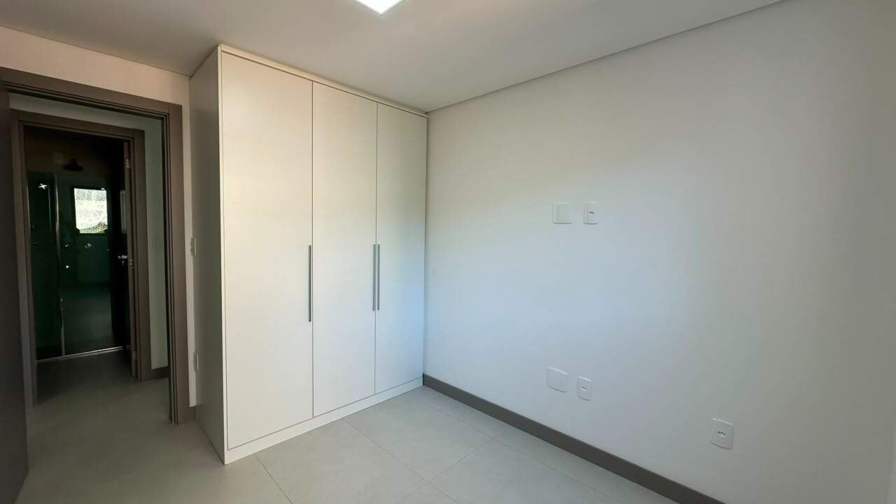 Apartamento para aluguel no Praia Brava de Itajaí: 