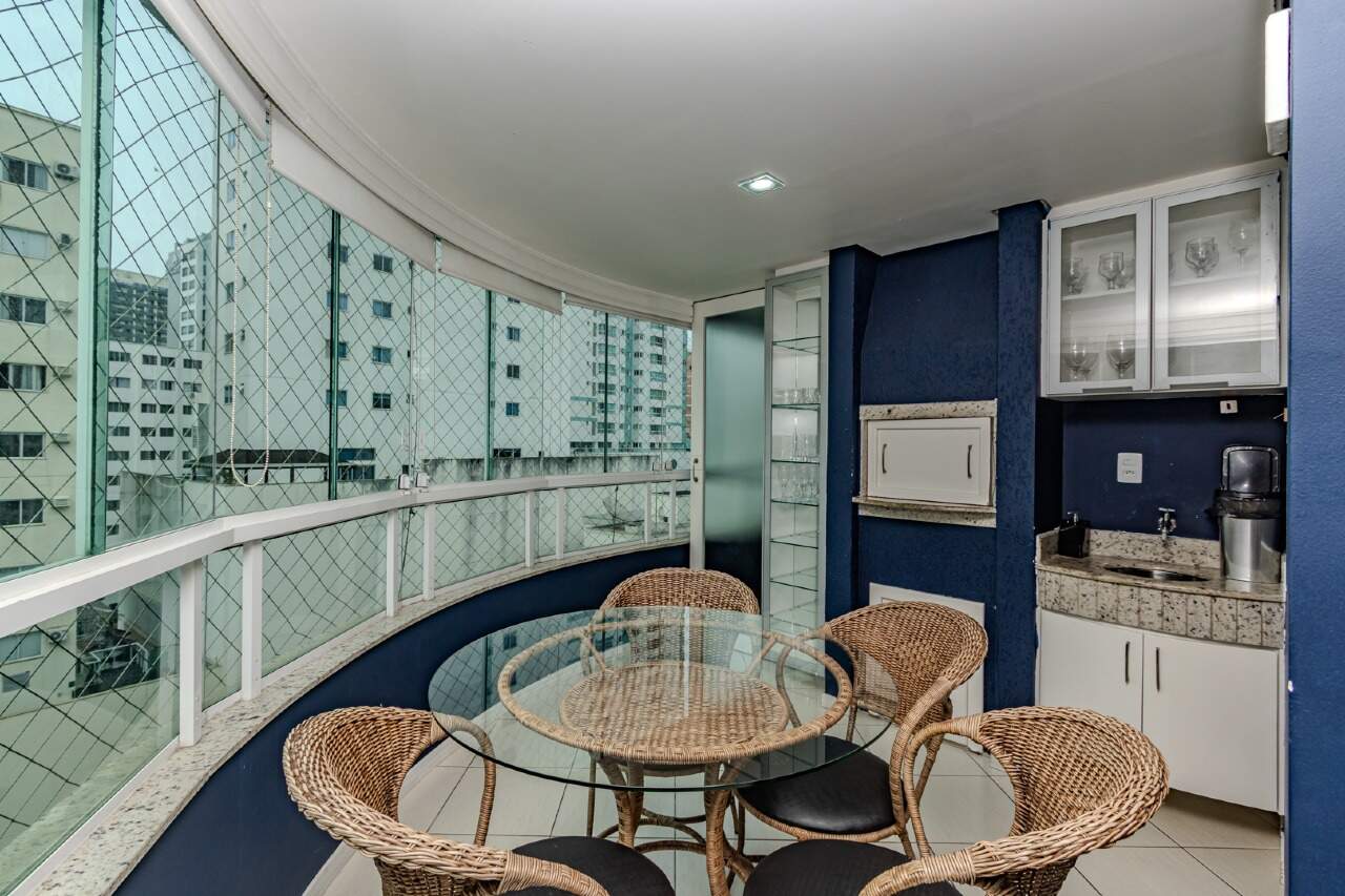 Apartamento à venda no Centro: