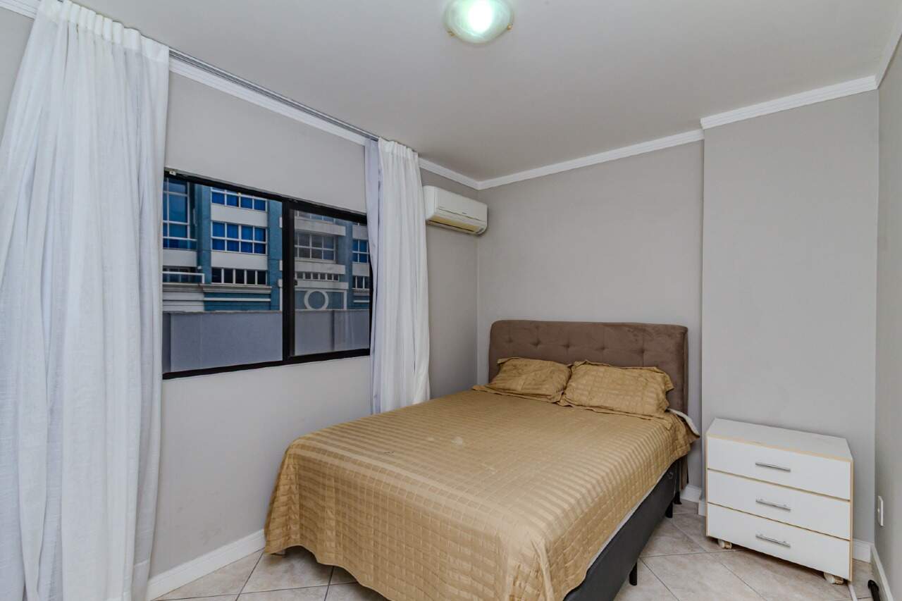 Apartamento diferenciado à venda no Centro: 