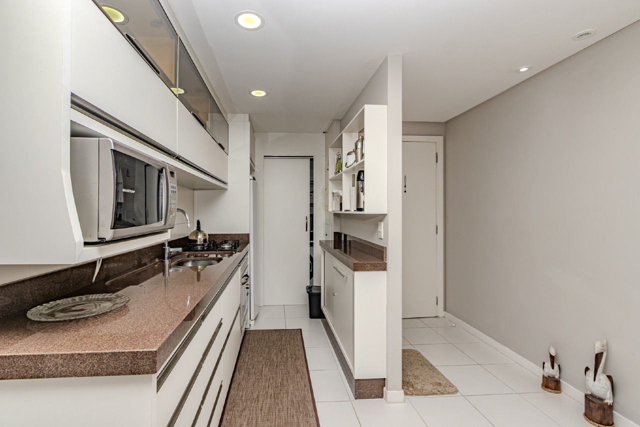 Apartamento à venda no Pioneiros: 
